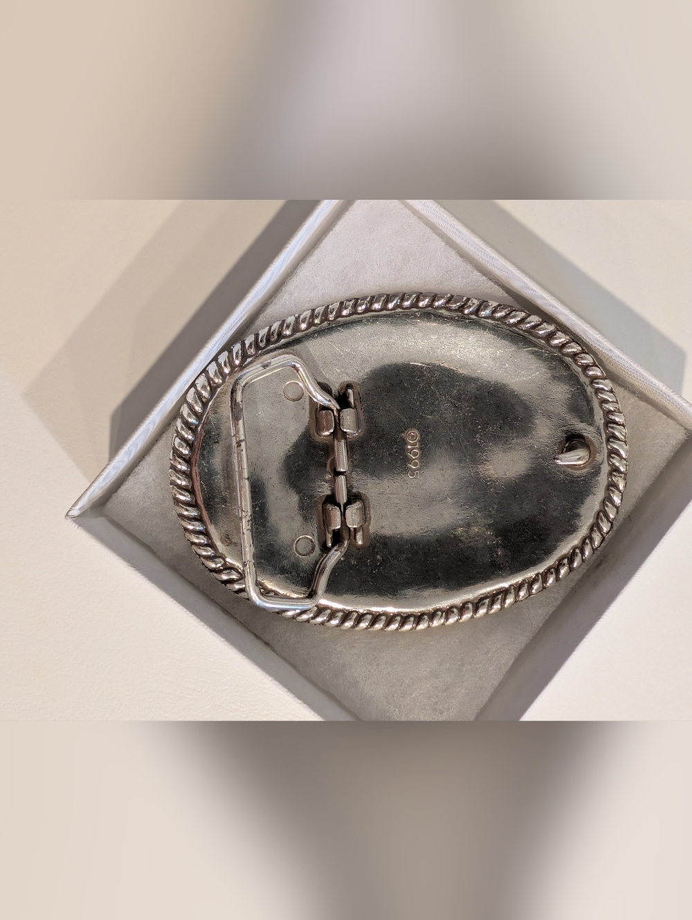 Belt Buckle - Silver with Floral Tooling, Iridescent Gems & Gold Rope Border - Picture 2 of 4